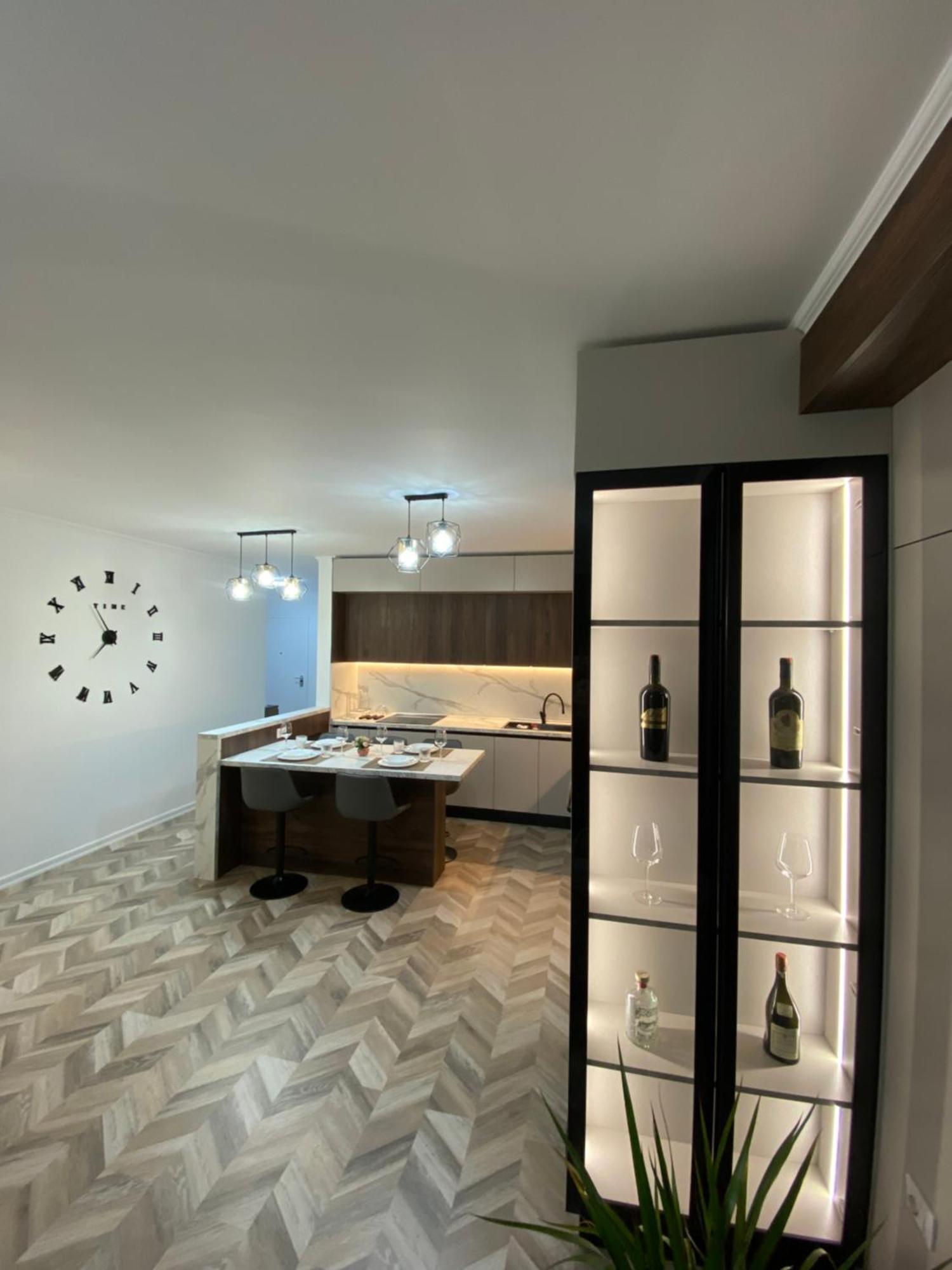 Erlaiden Apartment Shkodër Esterno foto